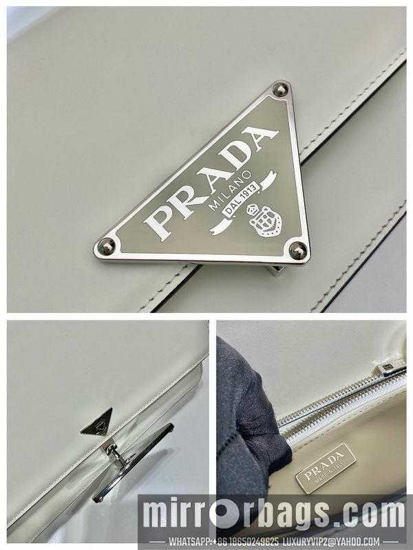 Prada Bags Embleme 1BD321 24x15x6cm ap 34