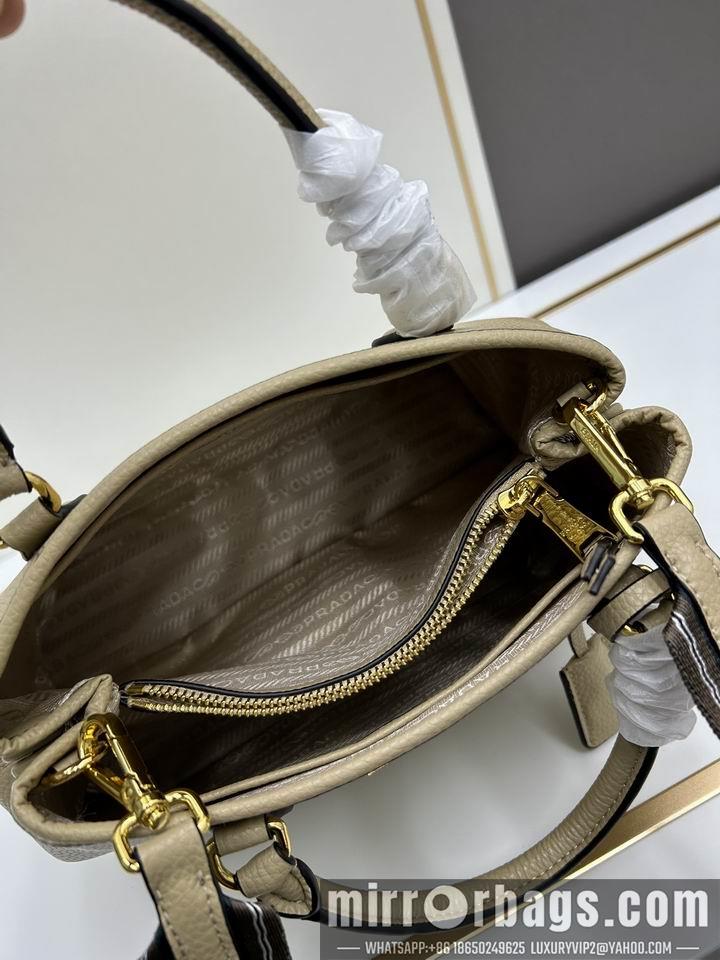Prada Bags Prada 1BA173 30x20x15.5cm jj5
