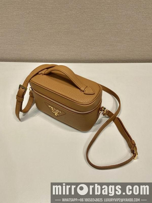 Prada Bags Prada 1BH202 18x11.5x7.5cm AP
