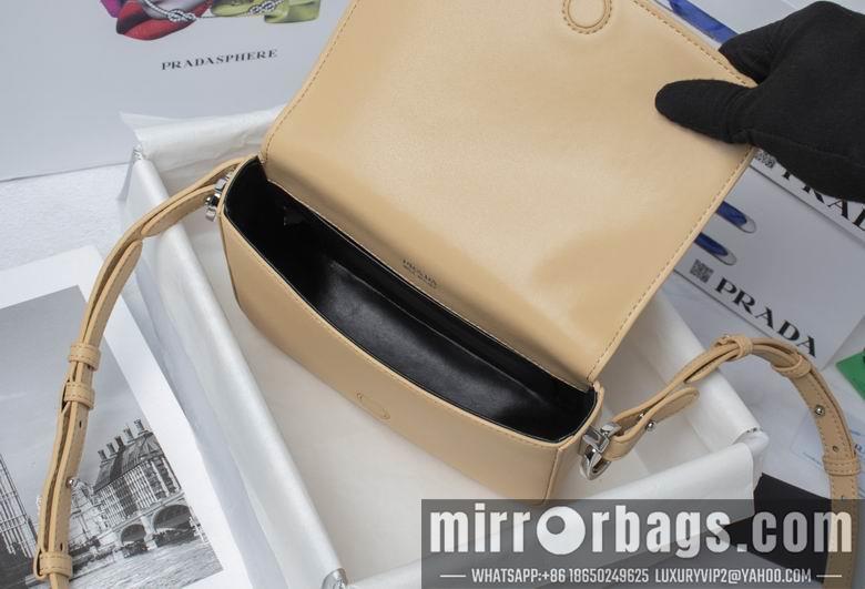 Prada Bags 1BD249 20X15X6.5cm XMY