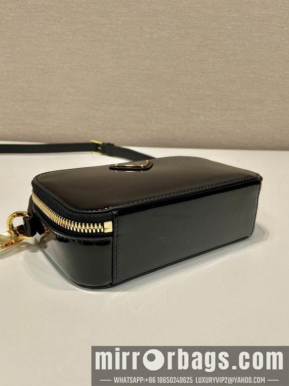 Prada Bags Prada 1BH206 17.5x10.5x4.5cm AP