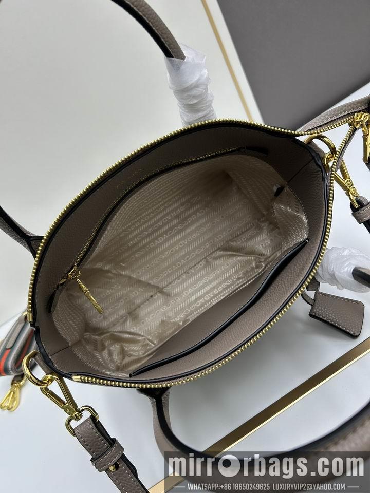 Prada Bags Prada 1BA157 31x23x14cm jj3