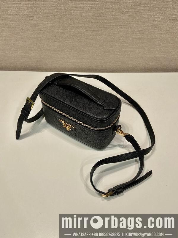 Prada Bags Prada 1BH202 18x11.5x7.5cm AP
