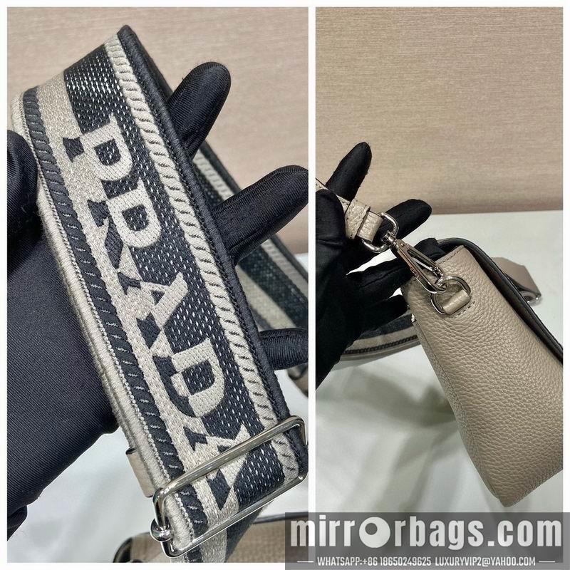 Prada Bags 1BD314 22X14X8cm Ap