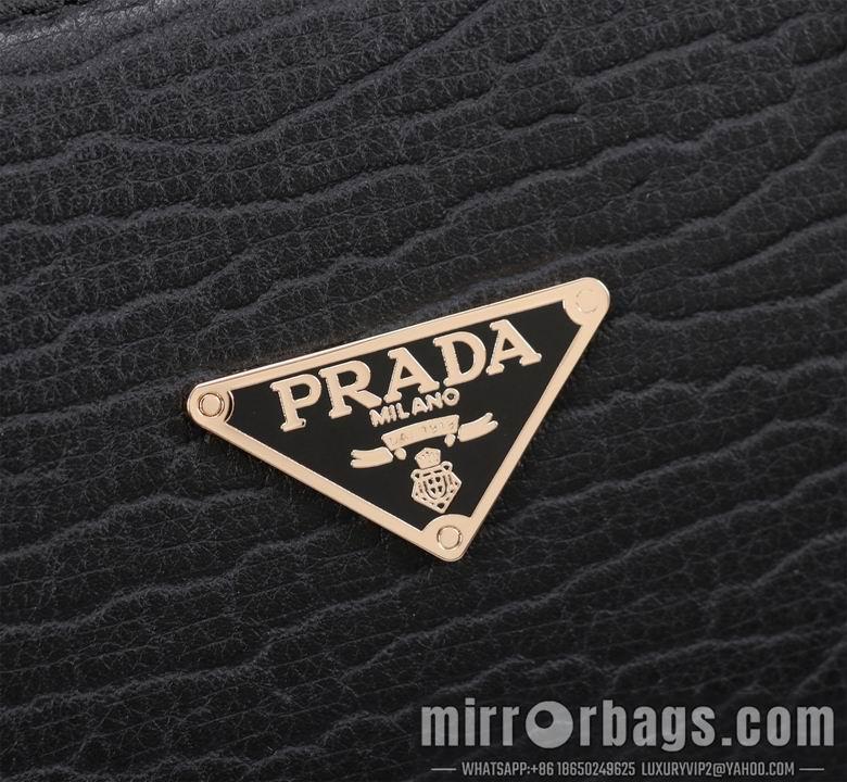 Prada Bags 8377-1 39X28X7cm WP-1
