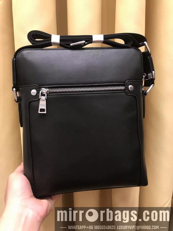 Prada Bags 690-4 25X28X5cm WP