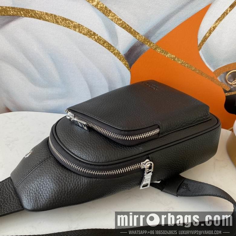 Prada Bags 33042-1 29X20X5cm WP
