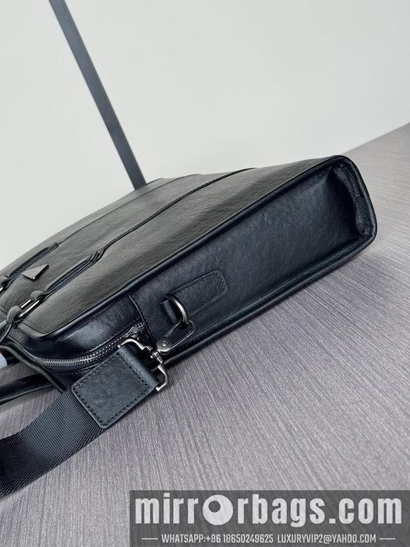 Prada Bags 9723A-1 39X29X7cm WP