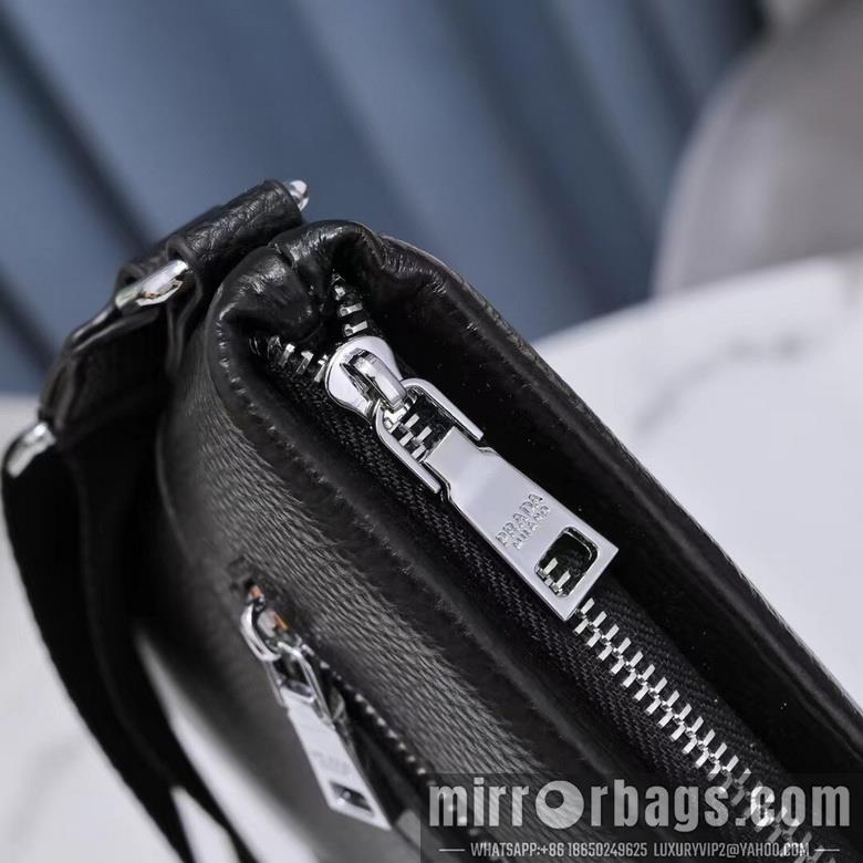 Prada Bags 7042-3 23X27X5cm WP