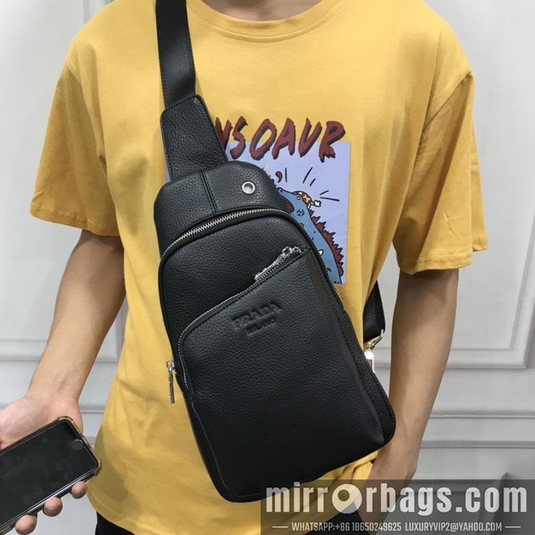 Prada Bags 152-4 18X31X7cm XM
