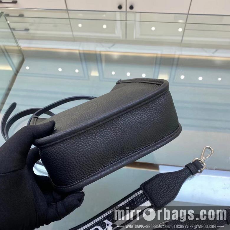 Prada Bags 1BH191 20X19X6cm XM