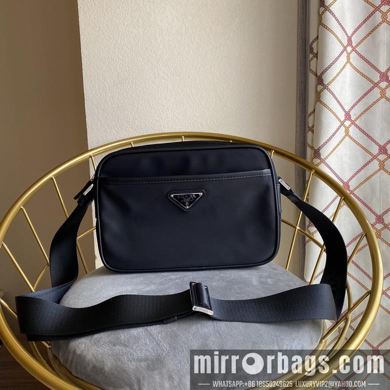 Prada Bags 566-4 24X16X7cm WP