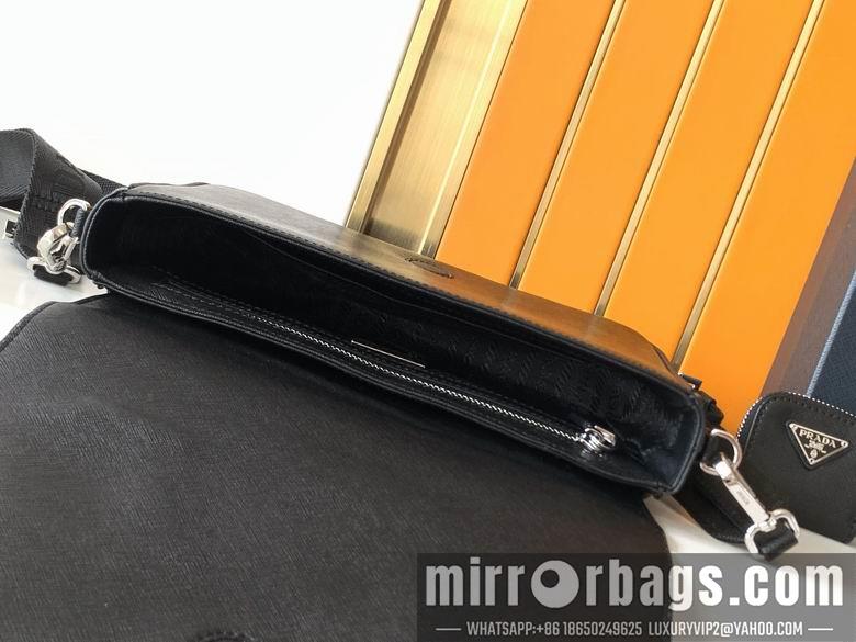 Prada Bags 7063-4 26X17X6cm WP