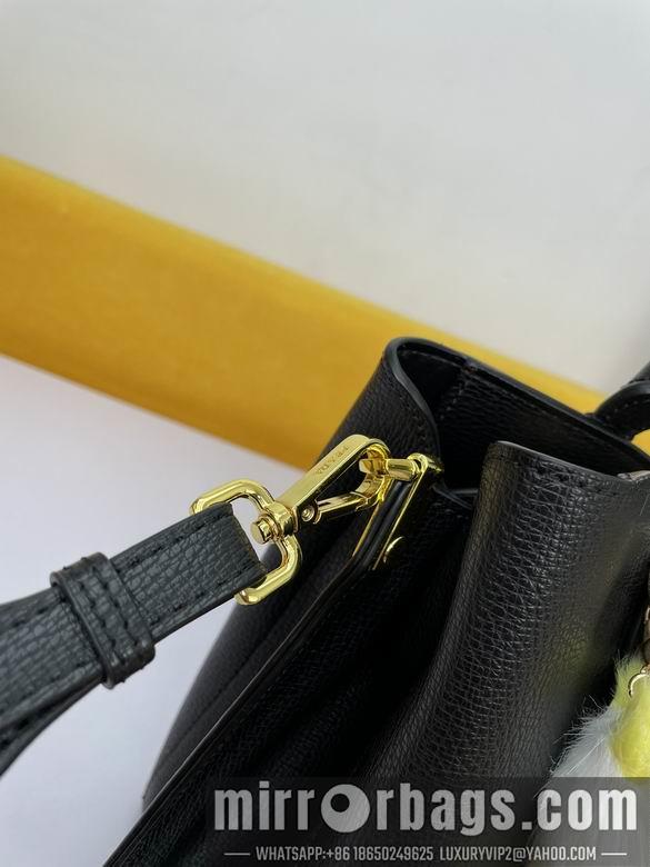 Prada Bags WW5002黑 30X22X13