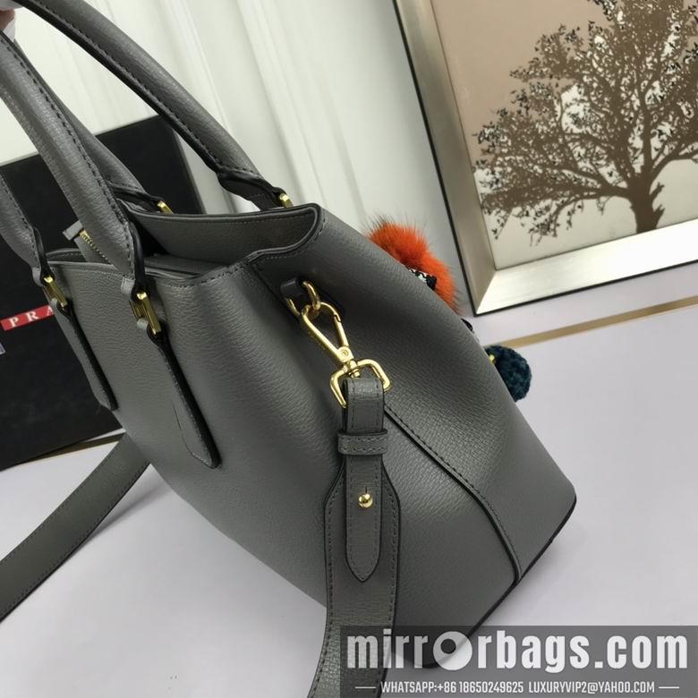 Prada Bags WW5005灰 30X22X13