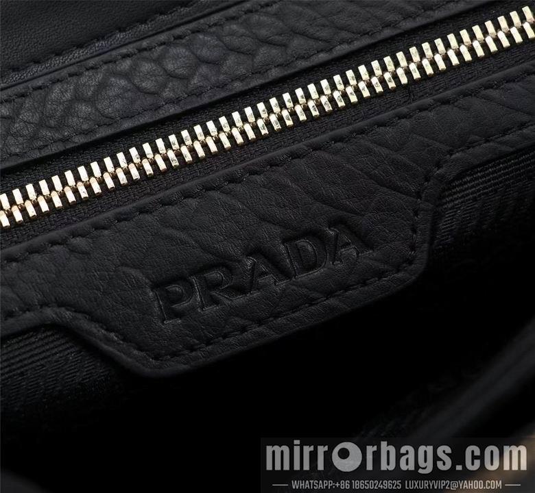 Prada Bags 8368-4 28X17X4cm WP 1