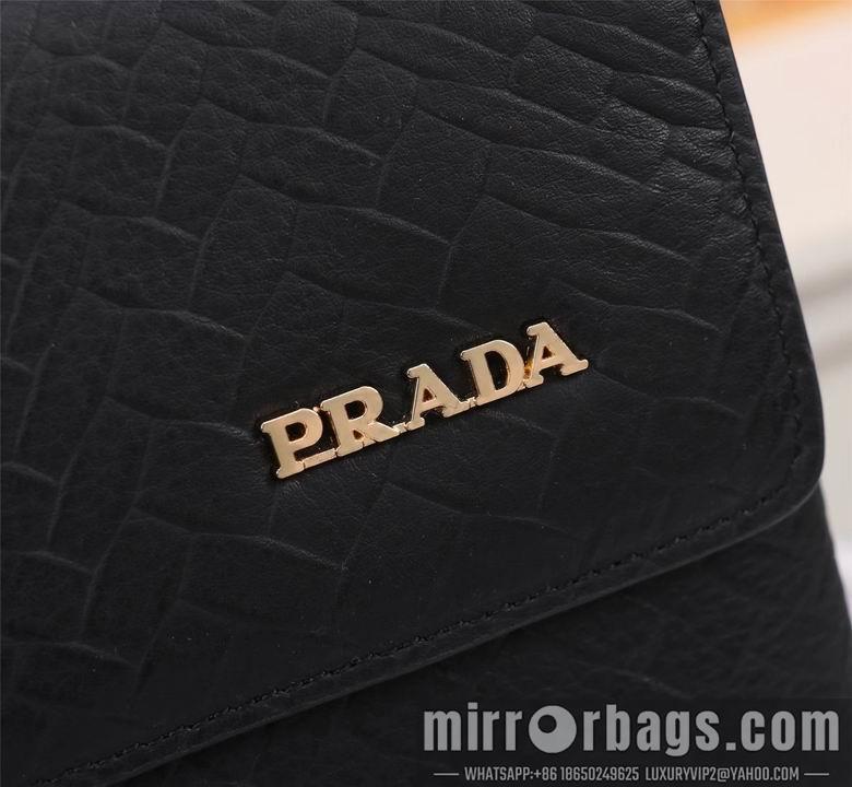 Prada Bags 8368-4 28X17X4cm WP 1