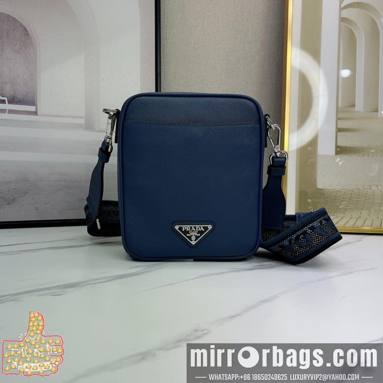 Prada Bags 2106-4 16X19X5.5cm WP1