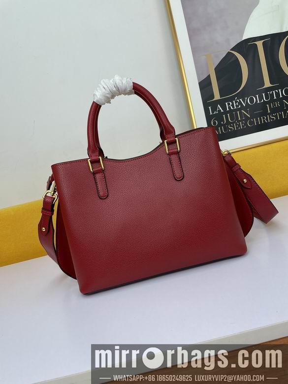 Prada Bags WW5002红 30X22X13