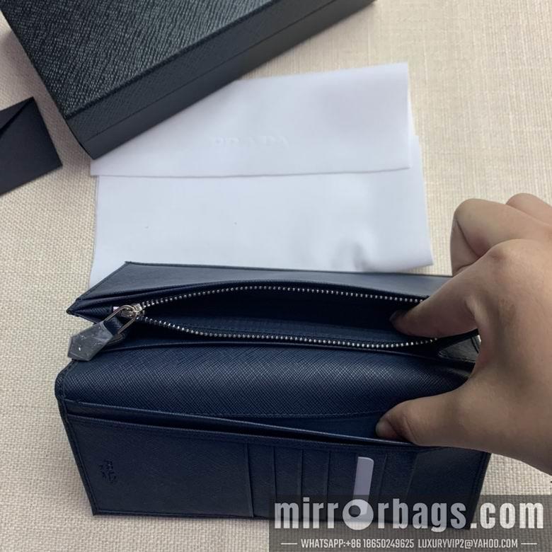 Prada Bags LM0837 19x10x2.5cm YG 7