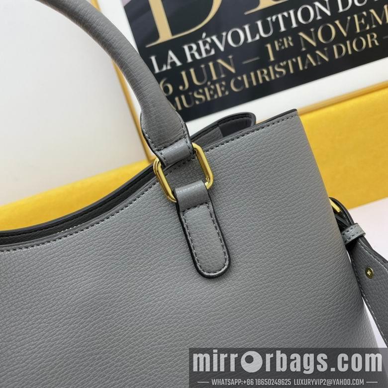 Prada Bags WW5002灰 30X22X13