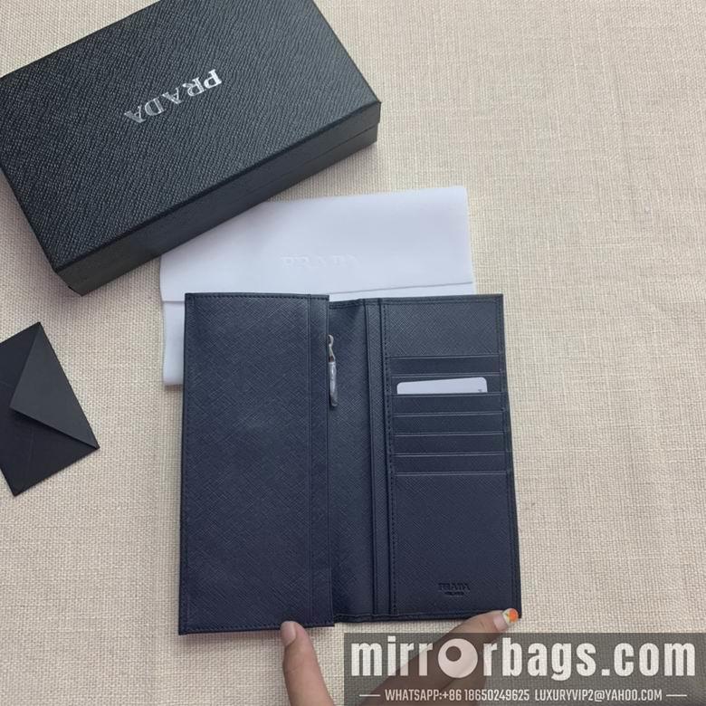 Prada Bags LM0837 19x10x2.5cm YG 4