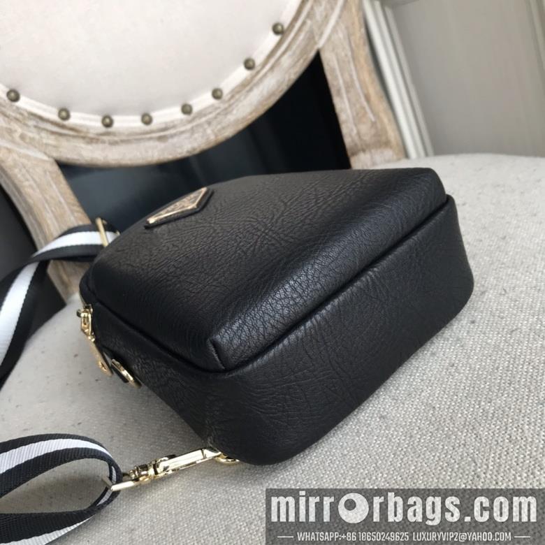 Prada Bags 9882-2 28X16X7.5cm WP