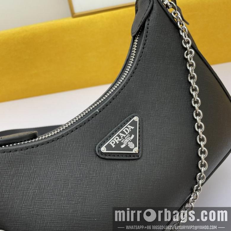 Prada Bags WW1BH204黑 18X22X6.5