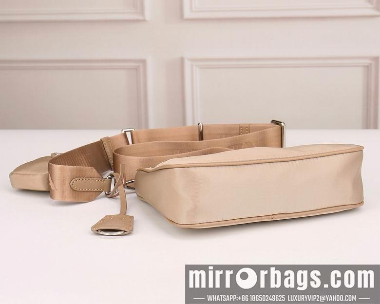 Prada Bags 1418 22X16X6cm XM 7