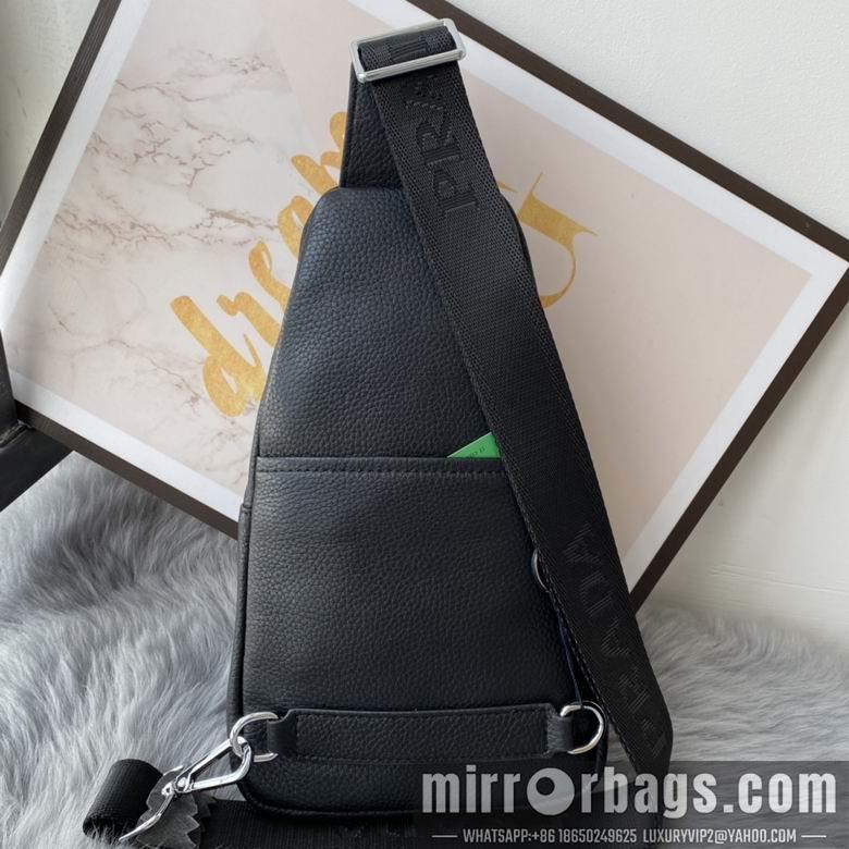 Prada Bags 33051-1 29X17X4.5cm WP