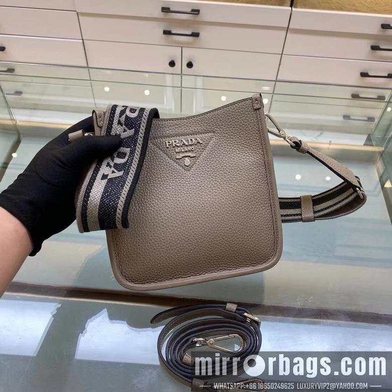 Prada Bags 1BH191 20X19X6cm XM