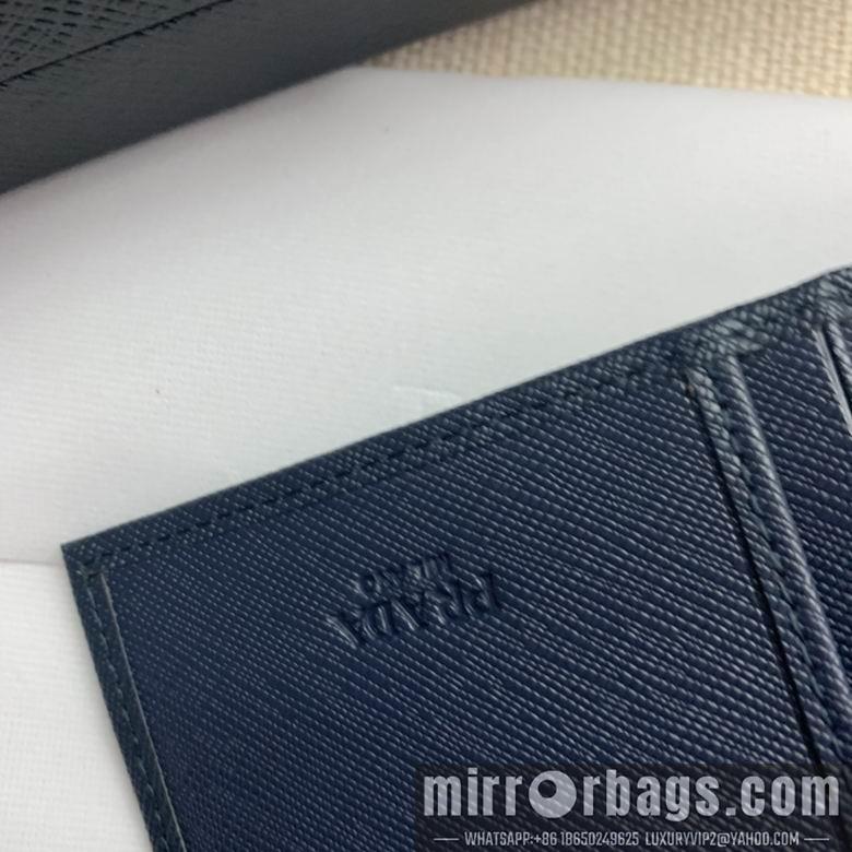 Prada Bags LM0837 19x10x2.5cm YG 4