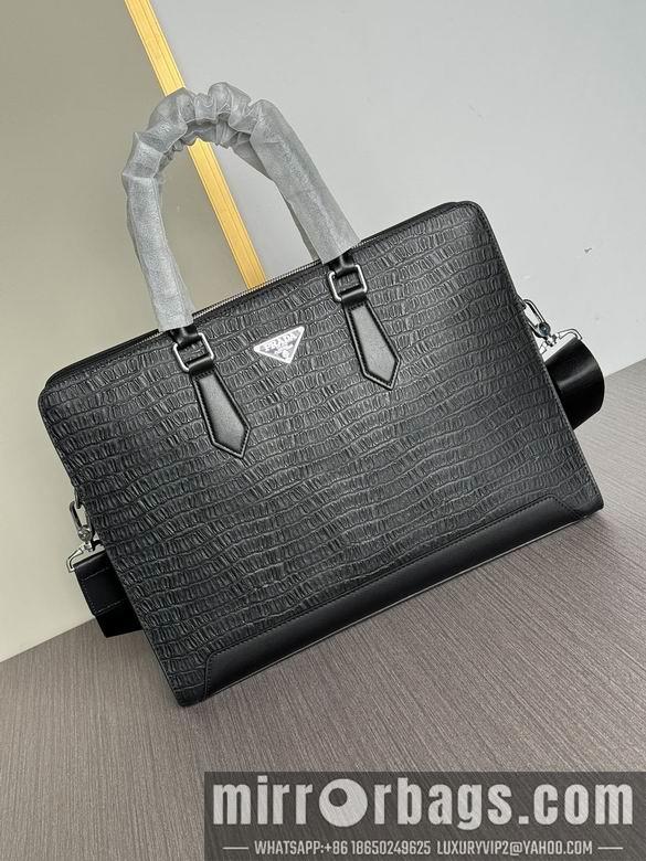 Prada Bags 8422-1 39X29X7cm XM-1