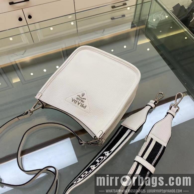 Prada Bags 1BH191 20X19X6cm XM