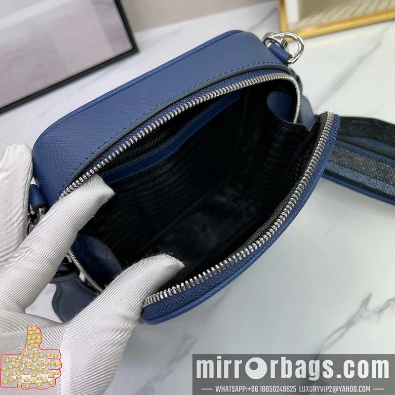 Prada Bags 2106-4 16X19X5.5cm WP1