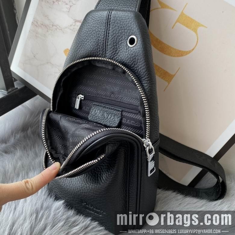 Prada Bags 33043-1 29X20X5cm WP