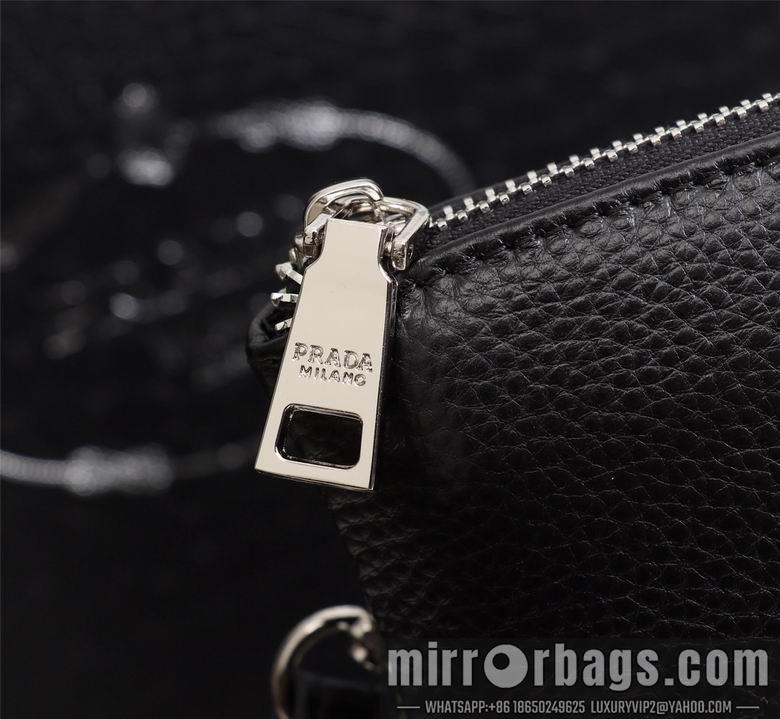 Prada Bags 6742-5A 28X18.5X3cm XM