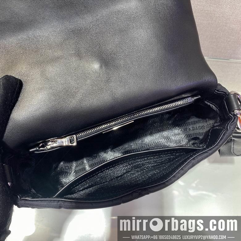 Prada Bags 1BD292 21X16X7cm XM-1