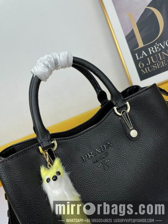 Prada Bags WW5002黑 30X22X13
