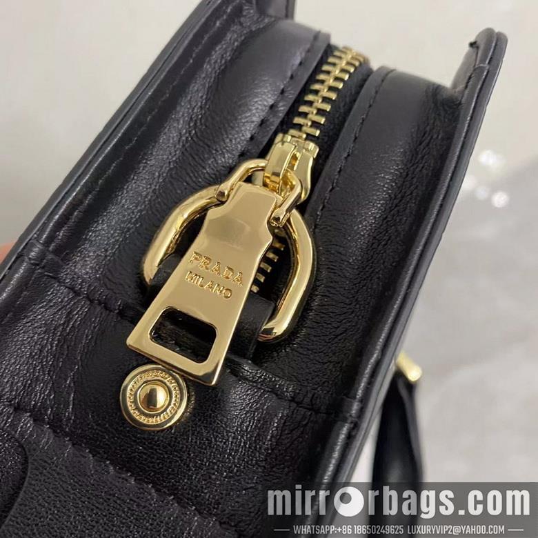 Prada Bags 39X29X7cm 010310 XM