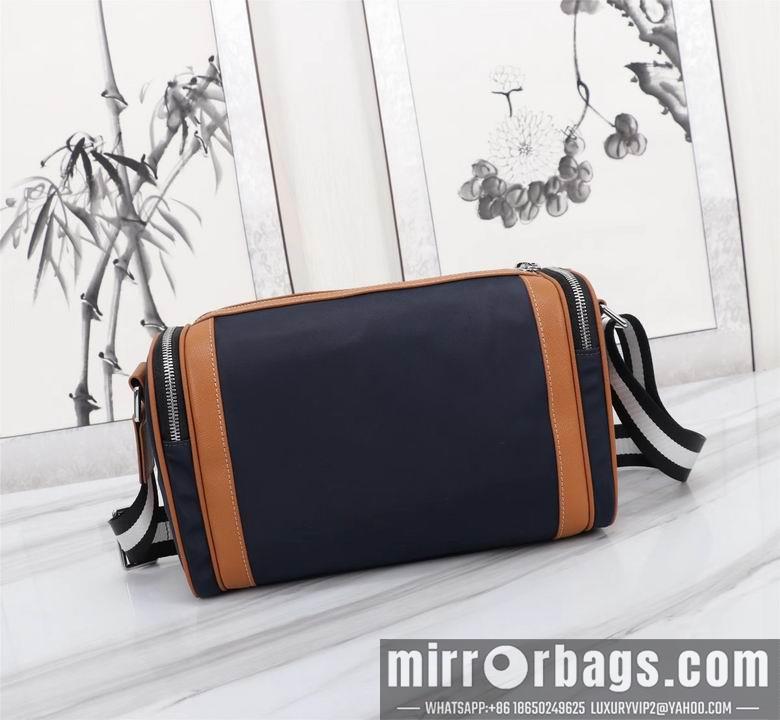Prada Bags 8348-3 29X18X12cm WP