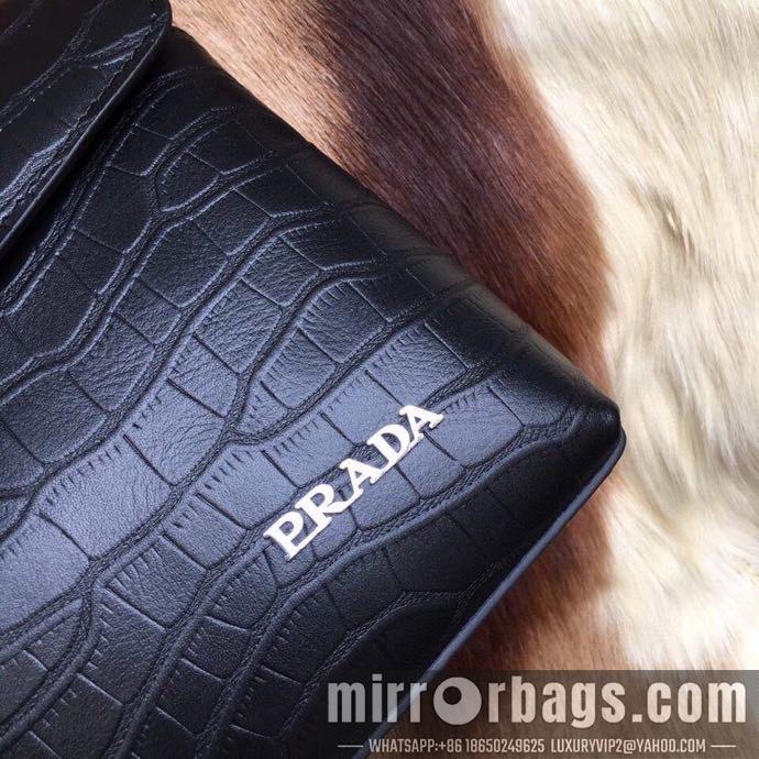 Prada Bags 27X17X3cm 040118 XM