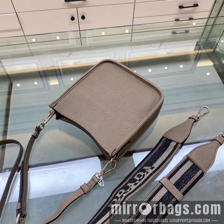 Prada Bags 1BH191 20X19X6cm XM