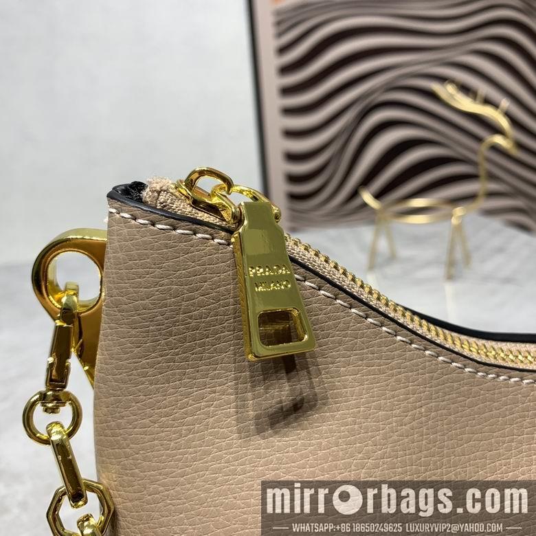 Prada Bags 1BH190 27X18X10cm XM 1