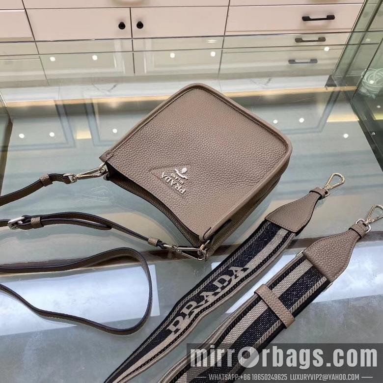 Prada Bags 1BH191 20X19X6cm XM