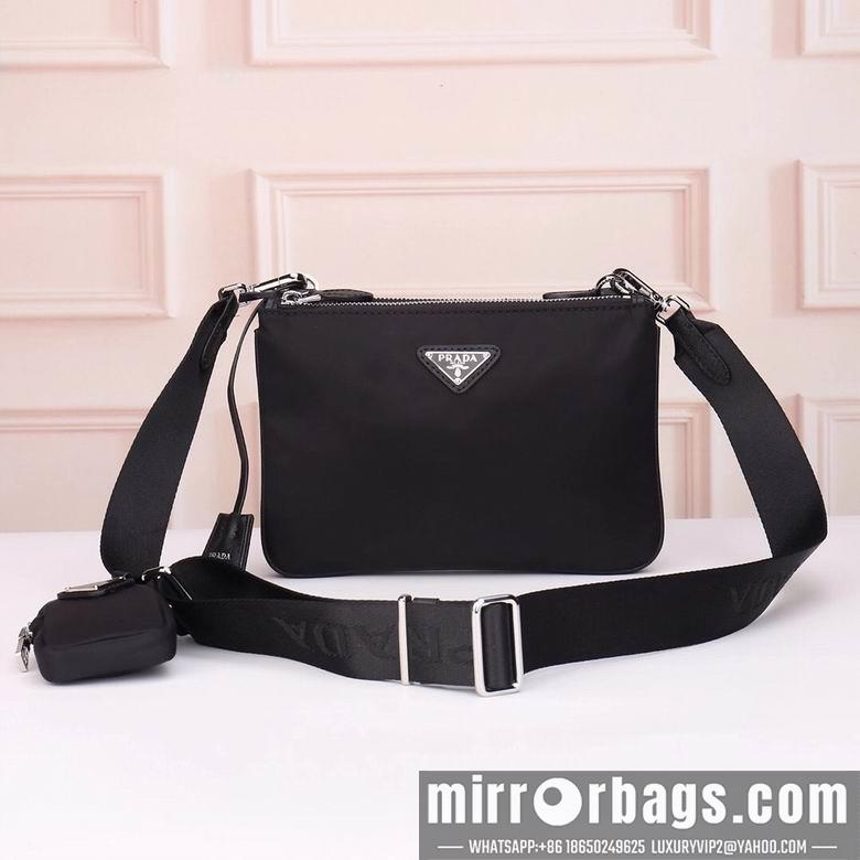 Prada Bags 24X17.5X4cm 053053 XM