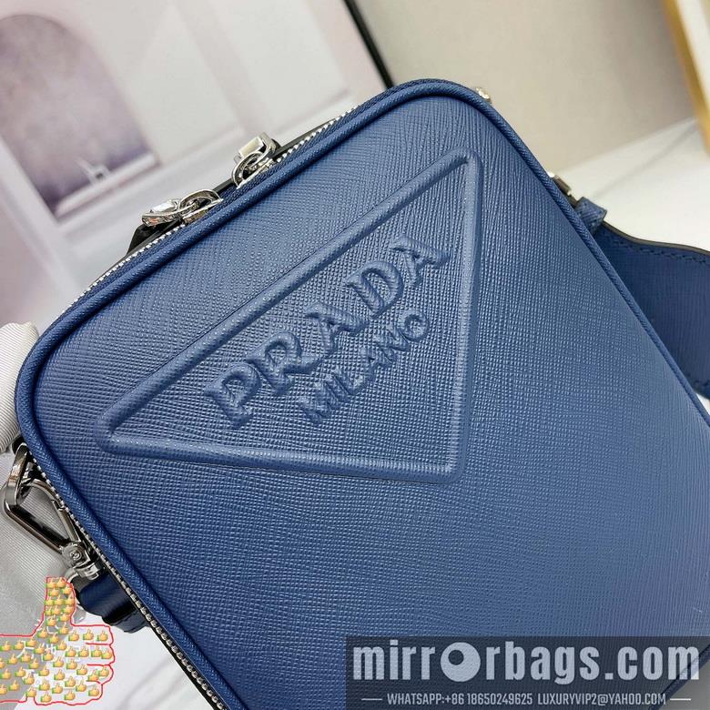 Prada Bags 2106-4 16X19X5.5cm WP1