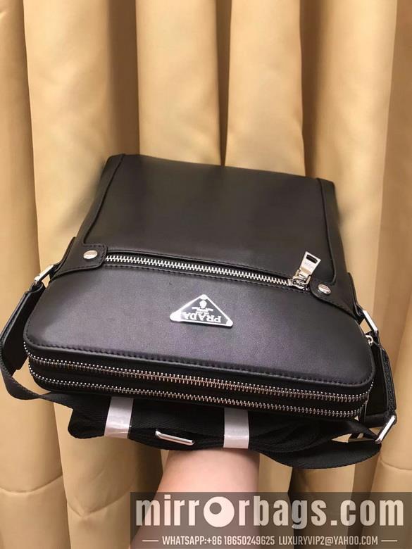 Prada Bags 690-4 25X28X5cm WP