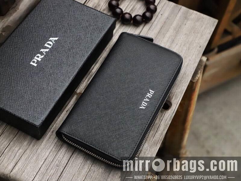 Prada Bags 666050 19X10.5X2.5cm XM