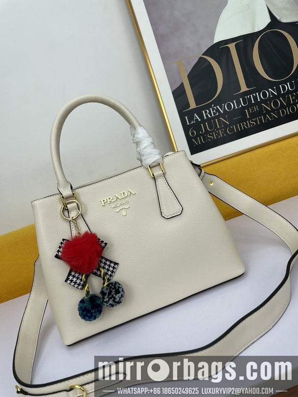 Prada Bags WW5005白 30X22X13